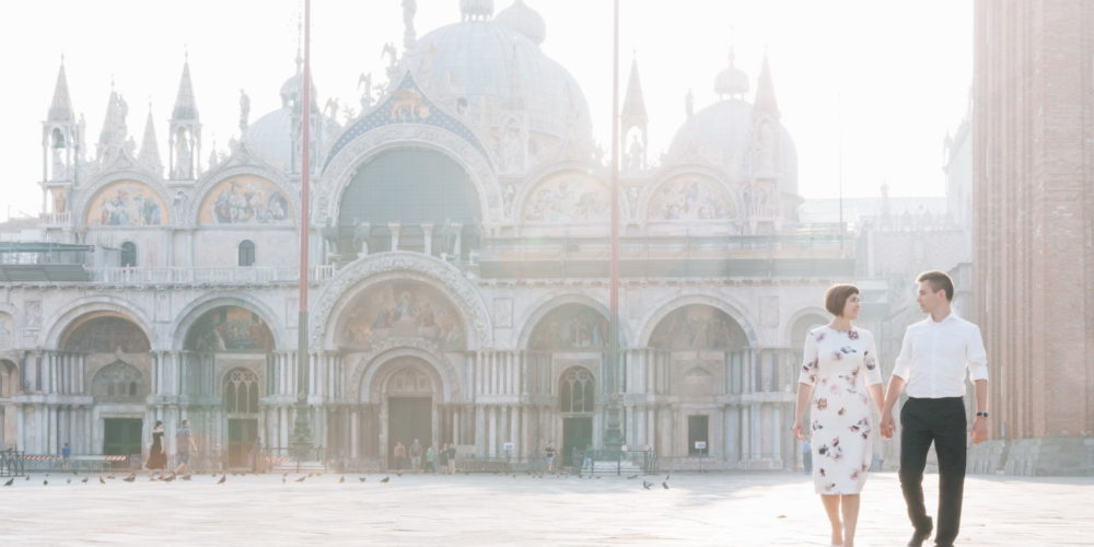 Elopement photo shoot in Venice